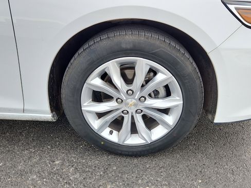 Used 2024 Chevrolet Malibu LT image 9