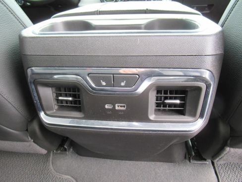 Used 2024 GMC Sierra 1500 Denali AWD/4WD image 31