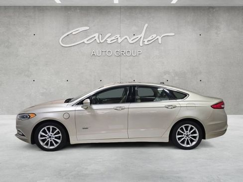 Used 2017 Ford Fusion Energi SE FWD image 13