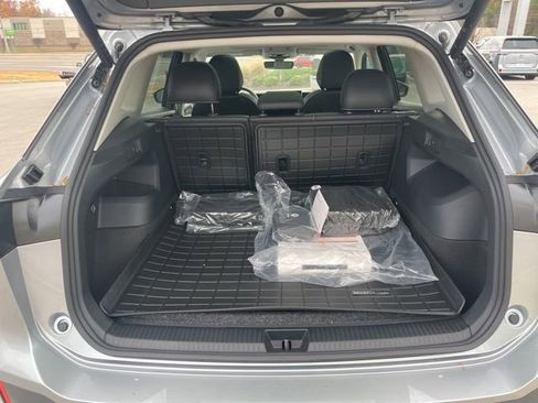 New 2026 Volkswagen Tiguan SE image 23