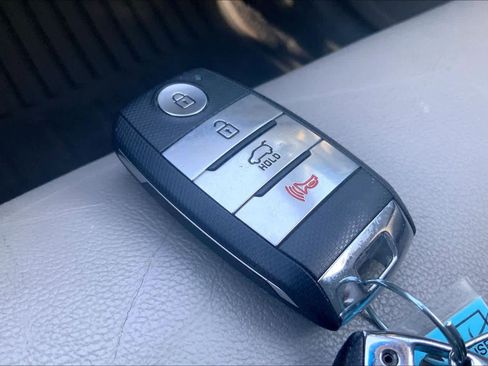 Used 2019 Kia Sportage EX image 14