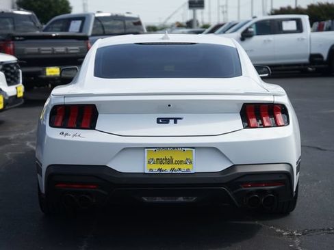 Used 2025 Ford Mustang GT Premium RWD image 7