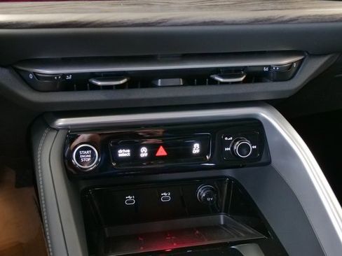 New 2025 Audi Q5 Premium Plus image 24