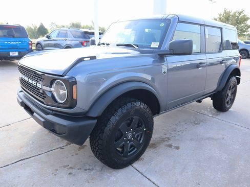 New 2025 Ford Bronco Big Bend image 11