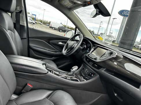 Used 2019 Buick Envision Essence image 11