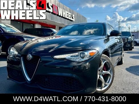 Used 2019 Alfa Romeo Giulia Ti Sport w/ Quick Order Package 22S Sport AWD/4WD image 1