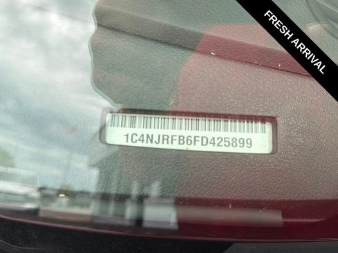 Used 2015 Jeep Patriot High Altitude AWD/4WD image 10