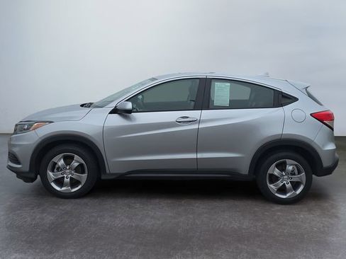 Used 2019 Honda HR-V LX image 2