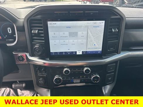 Used 2022 Ford F150 Lariat w/ Trailer Tow Package image 22