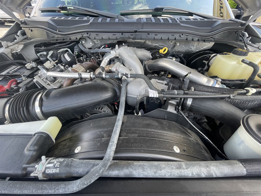 Used 2022 Ford F250 Platinum AWD/4WD image 8