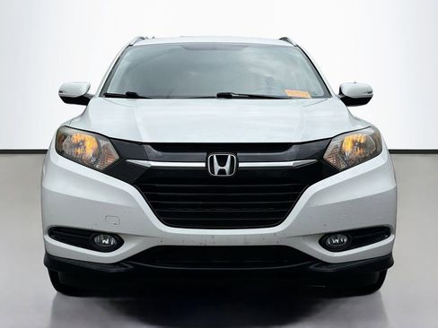 Used 2017 Honda HR-V EX-L image 3