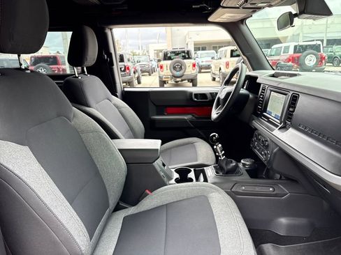 Used 2022 Ford Bronco 2-Door image 28