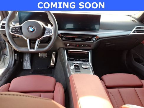 Used 2025 BMW 330i xDrive Sedan w/ M Sport Package image 13
