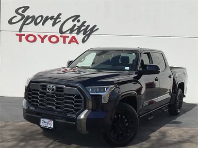 Used 2025 Toyota Tundra Platinum w/ TRD Off-Road Package