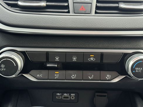 Used 2022 Nissan Altima 2.5 SV image 25