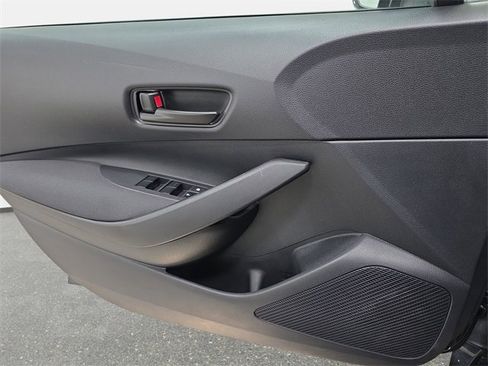Certified 2025 Toyota Corolla LE image 23