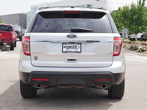 Used 2014 Ford Explorer Limited w/ Equipment Group 301A AWD/4WD image 4