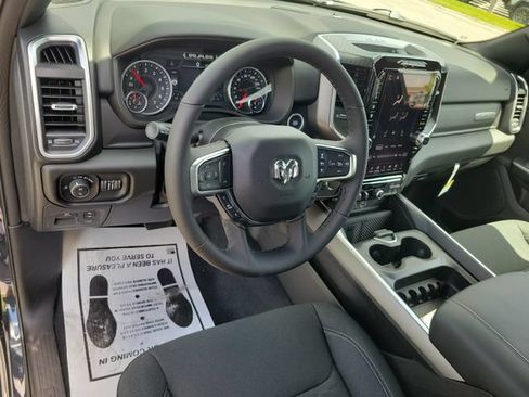 New 2026 RAM 1500 Big Horn AWD/4WD image 12