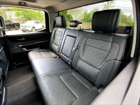 Used 2022 Toyota Tundra Limited image 19