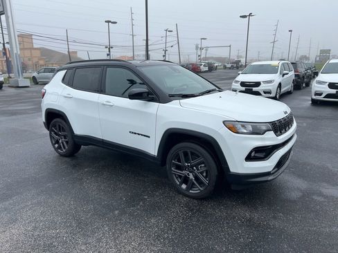 New 2026 Jeep Compass Limited AWD/4WD image 1