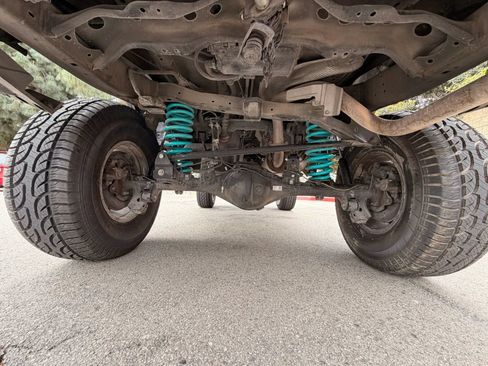 Used 2016 Toyota 4Runner SR5 RWD image 17