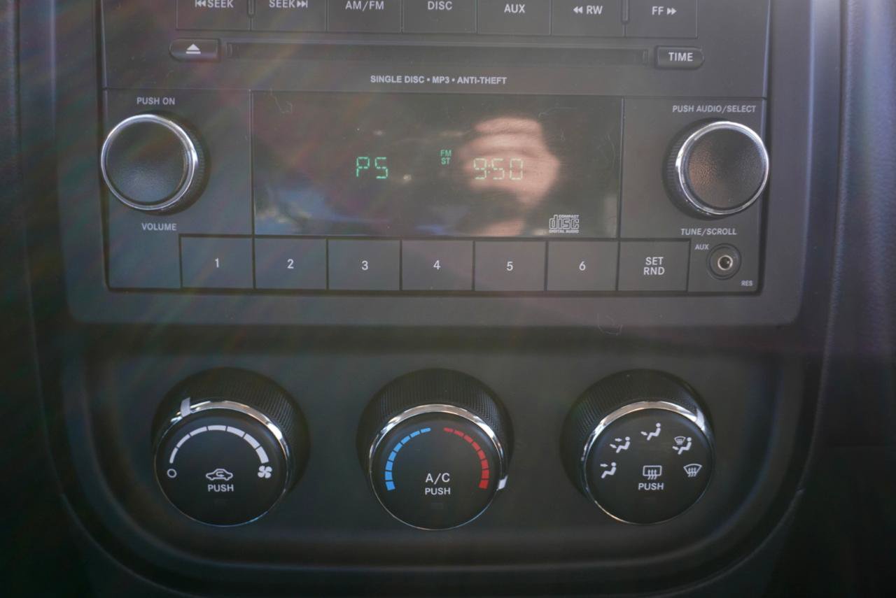 Used 2015 Jeep Patriot 4WD image 14