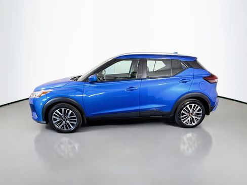 Used 2021 Nissan Kicks SV FWD image 6