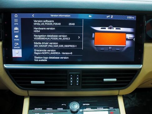 Used 2020 Porsche Cayenne Turbo AWD/4WD image 70