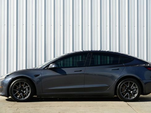 Used 2022 Tesla Model 3 image 46