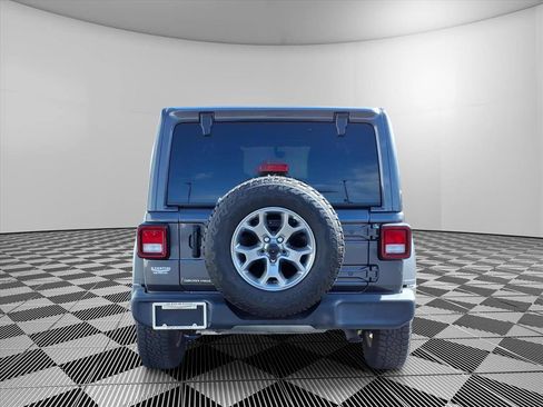 Used 2020 Jeep Wrangler Unlimited Sport image 7
