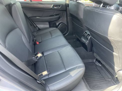 Used 2019 Subaru Outback 2.5i Limited AWD/4WD image 24