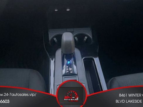 Used 2023 Toyota Prius LE image 19