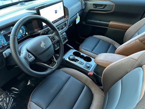 New 2025 Ford Bronco Sport Outer Banks w/ Outer Banks Tech Package+ image 16