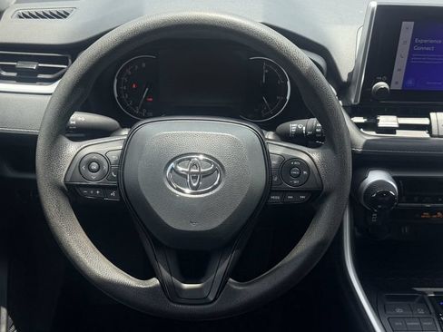 Used 2025 Toyota RAV4 XLE FWD image 14