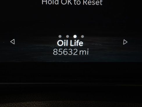 Used 2022 Jeep Grand Wagoneer Series III w/ Rear Seat Video Group 1 image 27