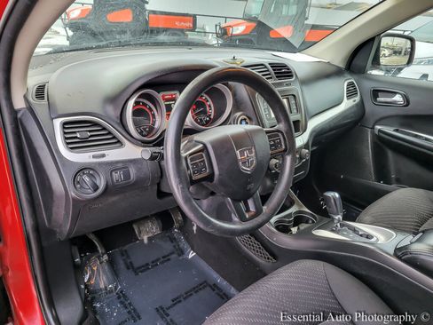 Used 2018 Dodge Journey SE image 11