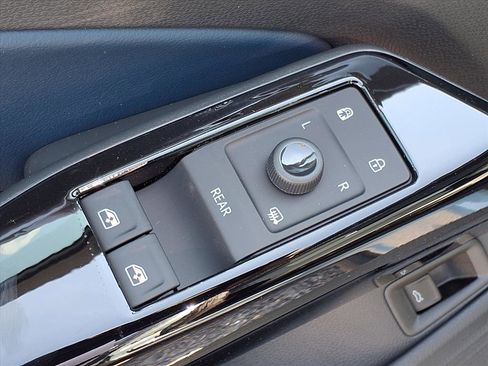 New 2026 Volkswagen ID.4 Pro S image 7