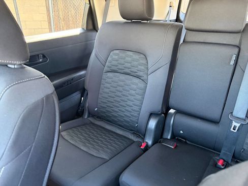 Used 2025 Nissan Pathfinder SV FWD image 41