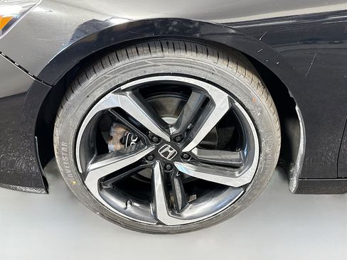 Used 2020 Honda Accord Sport image 38