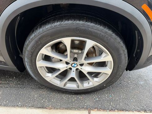 Used 2022 BMW X5 xDrive40i w/ Climate Comfort Package image 35