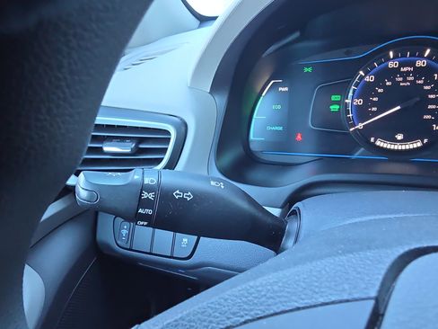 Used 2019 Hyundai Ioniq Blue image 21