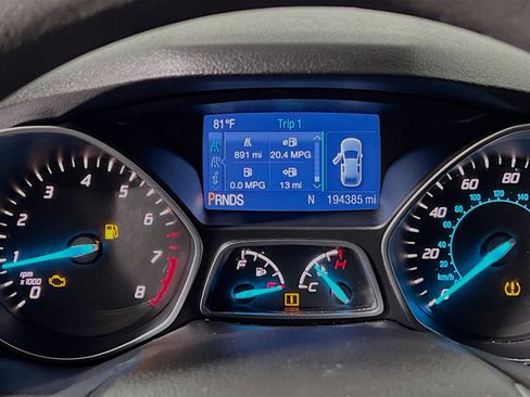 Used 2015 Ford Escape SE image 22