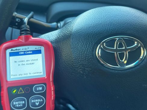 Used 2007 Toyota Yaris S image 16