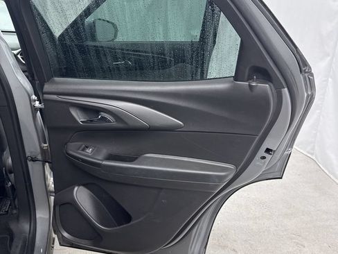 Used 2025 Chevrolet TrailBlazer LT AWD/4WD image 33