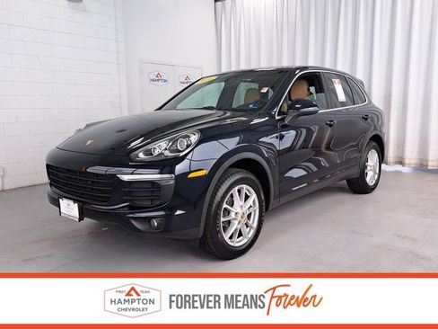 Used 2016 Porsche Cayenne AWD/4WD image 1