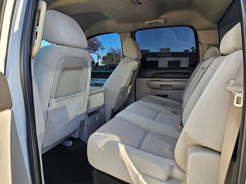 Used 2009 Chevrolet Silverado 1500 LT image 19