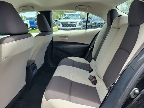 Used 2023 Toyota Corolla LE FWD image 18