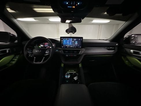 Used 2025 Ford Explorer ST w/ Sun And Sound Package AWD/4WD image 21