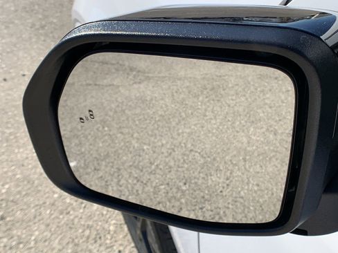 New 2025 Ford Maverick XLT w/ XLT Luxury Package image 16