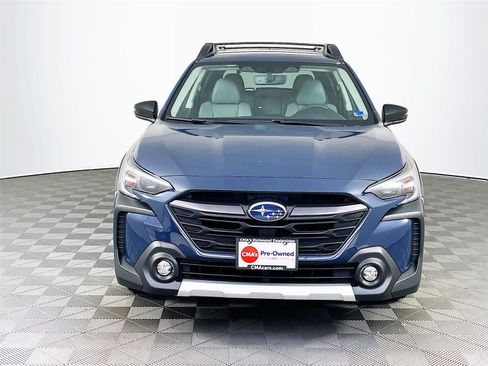 Used 2023 Subaru Outback Limited XT AWD/4WD image 2
